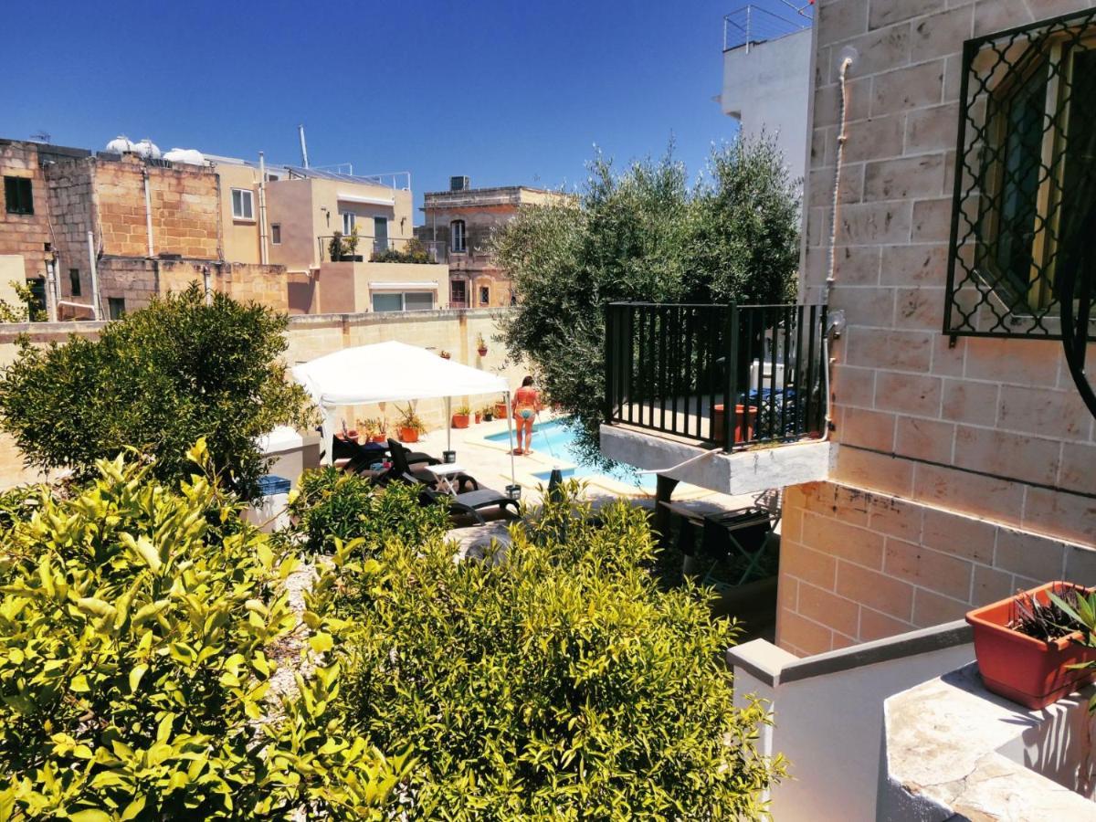 Modern Bedroom Gzira 外观 照片